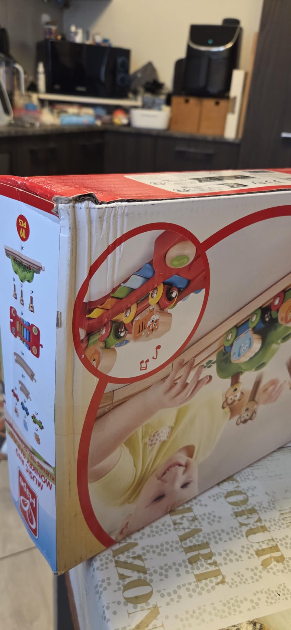 Hape Treno Percorso Musica e Scimmiette Saltellanti treno musicale legno