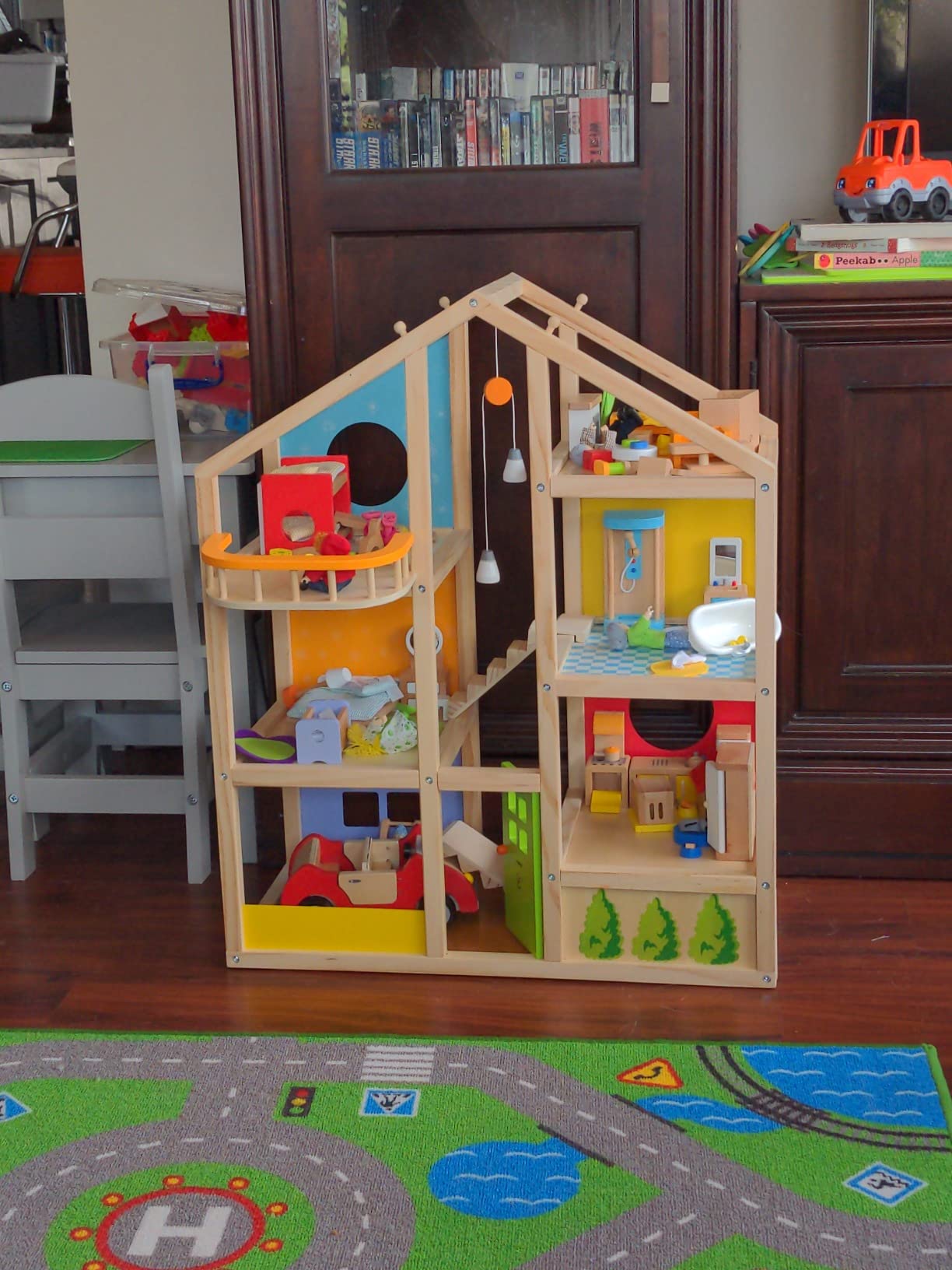 Hape Mobili Cameretta dei bambini per casa delle bambole moderna in legno