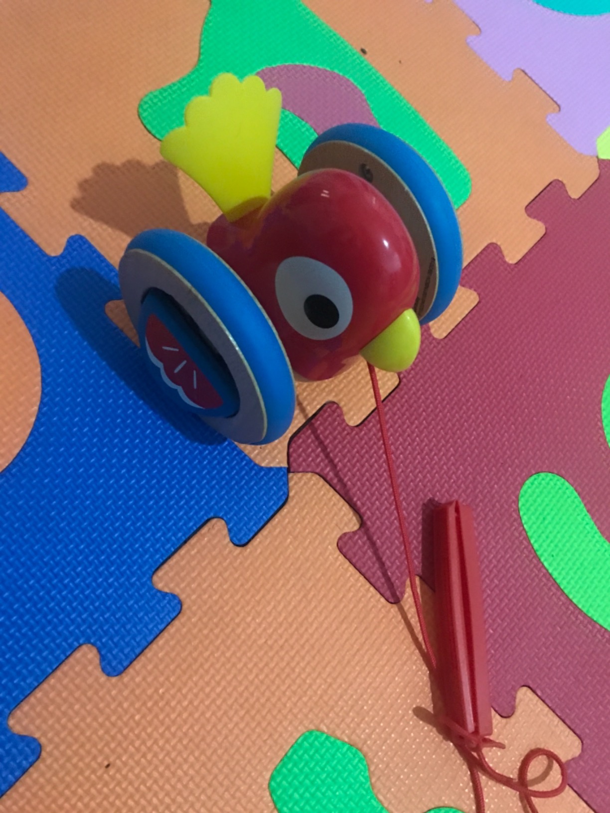 Hape Spingi e cammina Uccellino Trainabile E0360 gioco in legno dai 12 mesi