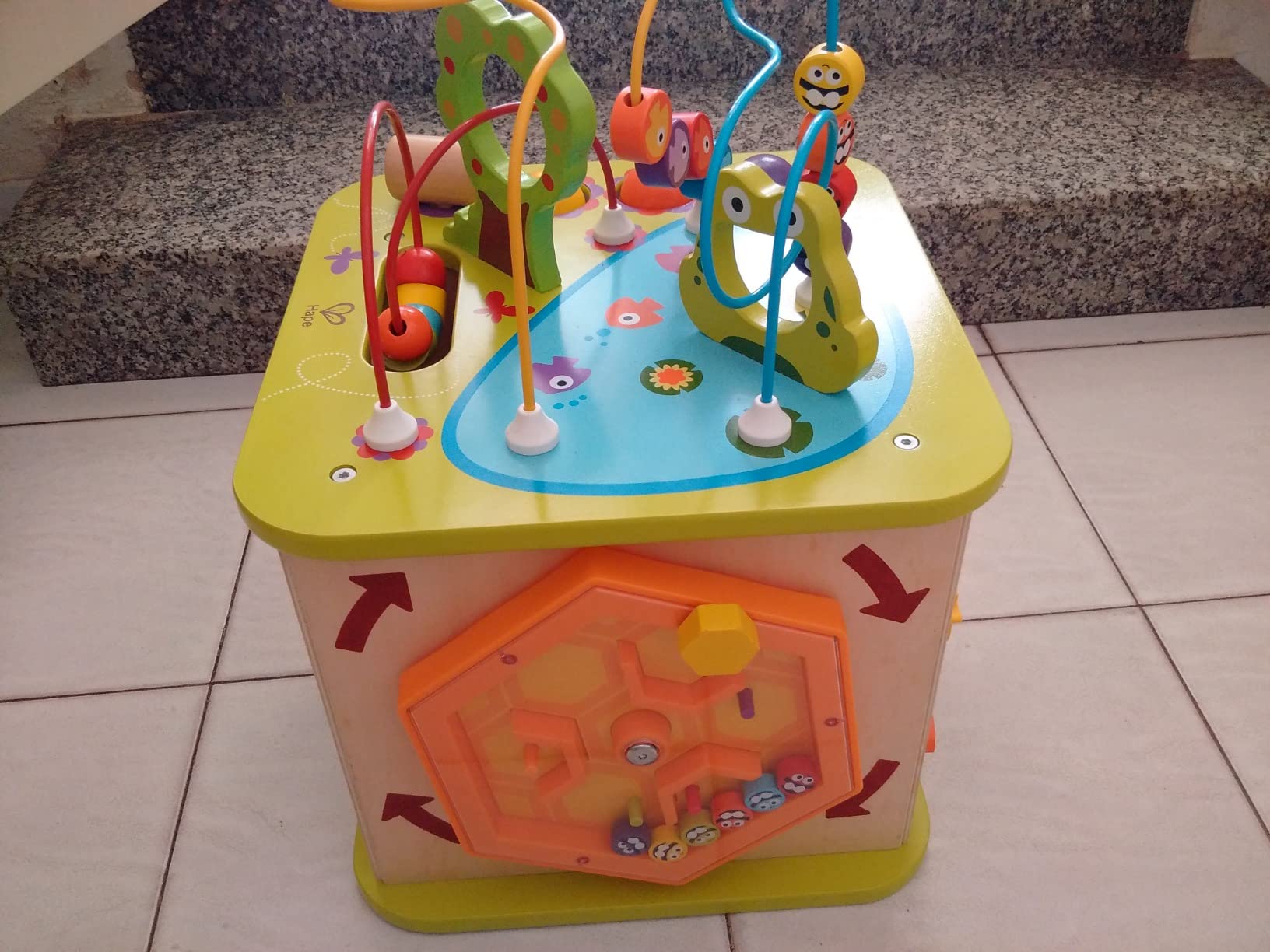 Hape Giocattoli per le abilità motorie Cubo Multiattività cubo attività in legno