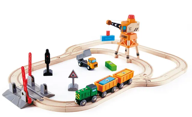 Hape Treno Pista con passaggio a livello e gru magnetica 32 pezzi
