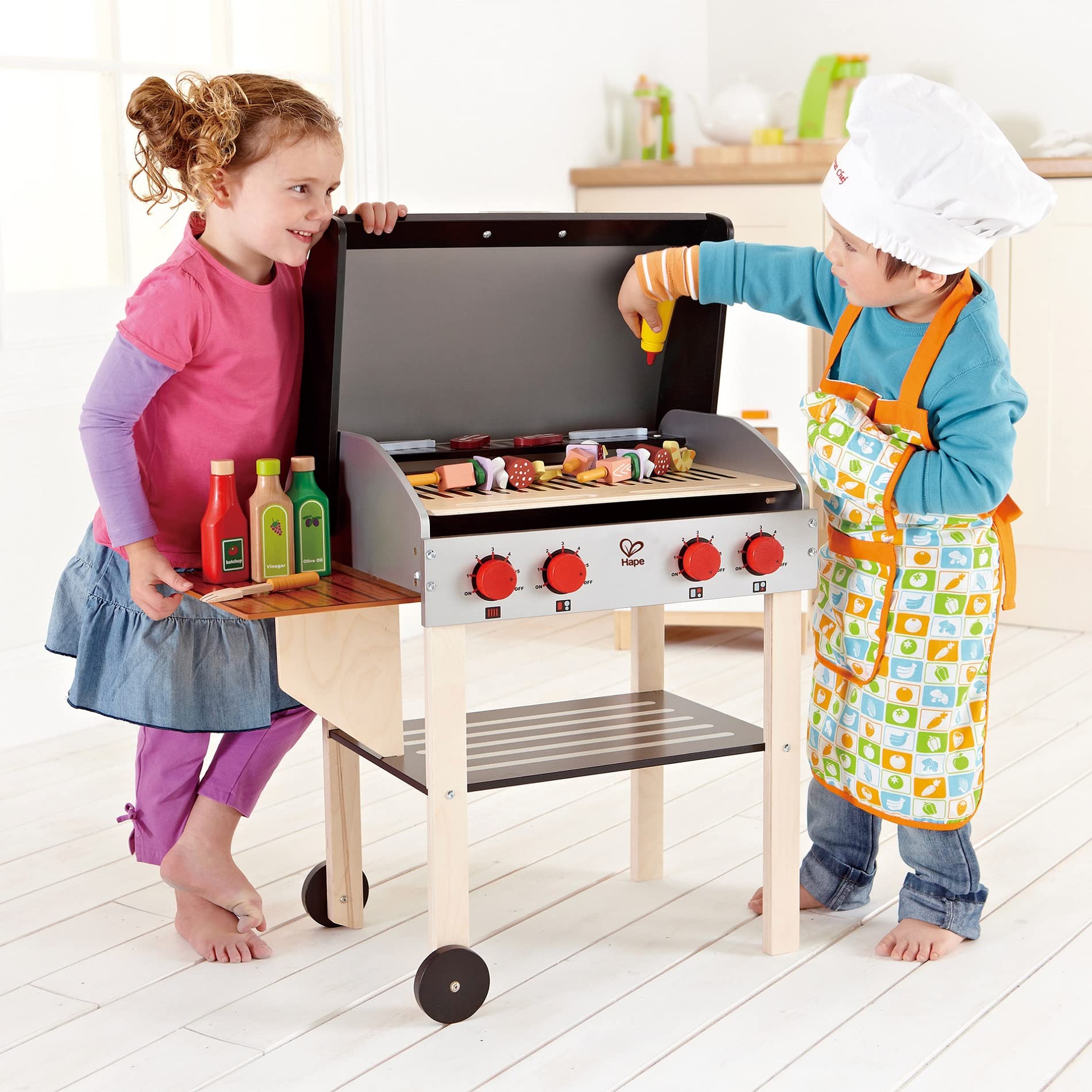 Hape Cucina e accessori E3127 Griglia del Buongustaio barbecue in legno