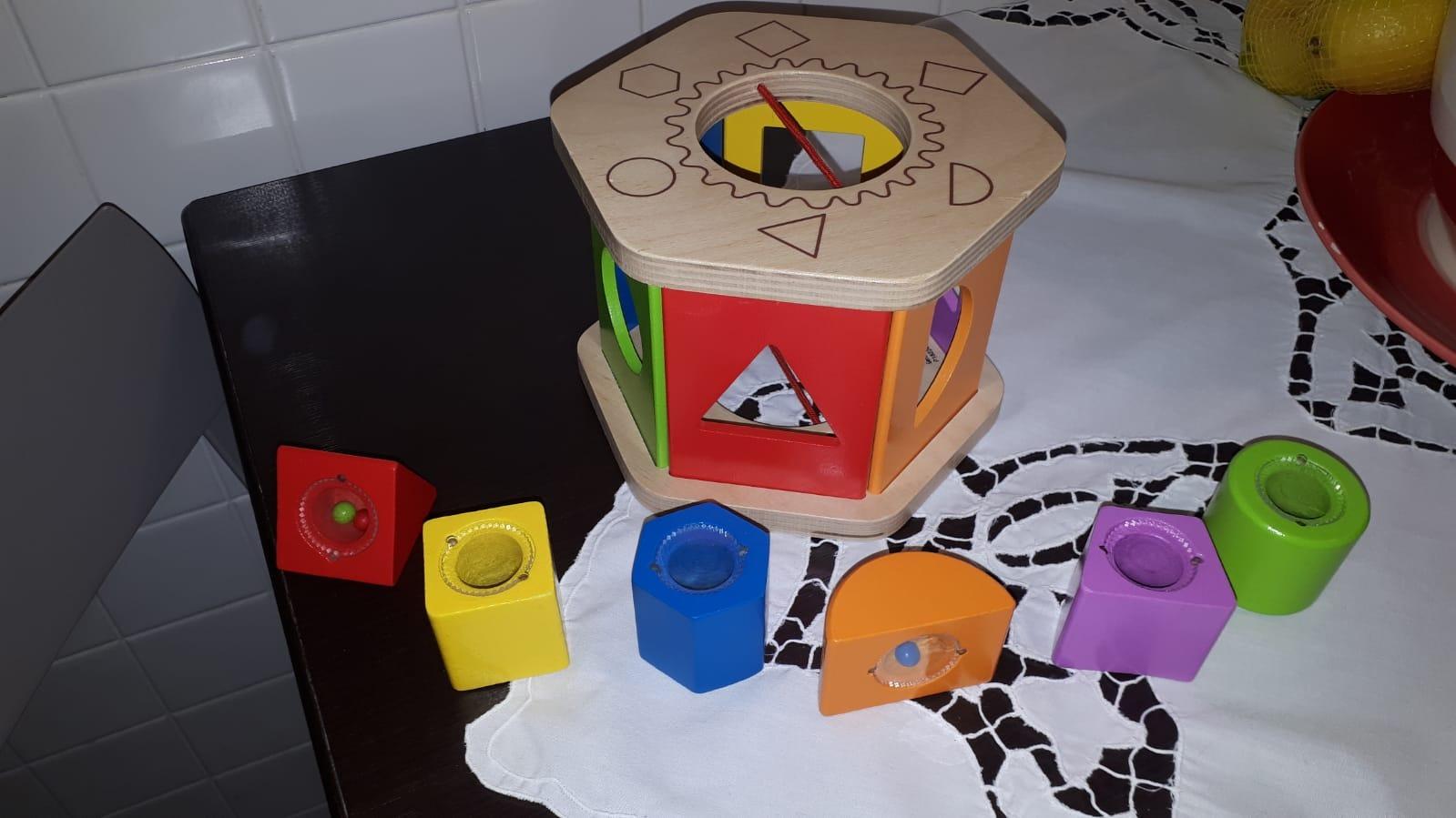 Hape Giocattoli per abilità motorie E0407 gioco di incastro
