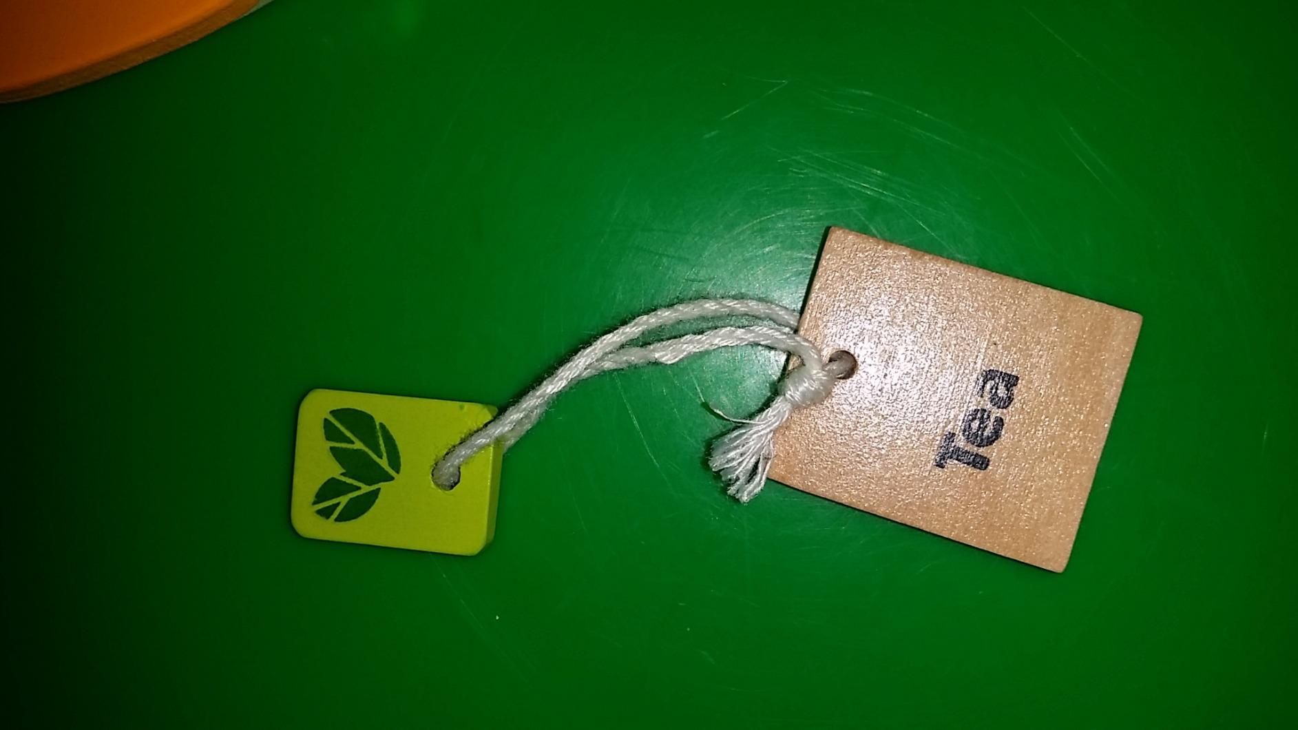 Hape Cucina e accessori E3124 Servizio da tè per Due in legno