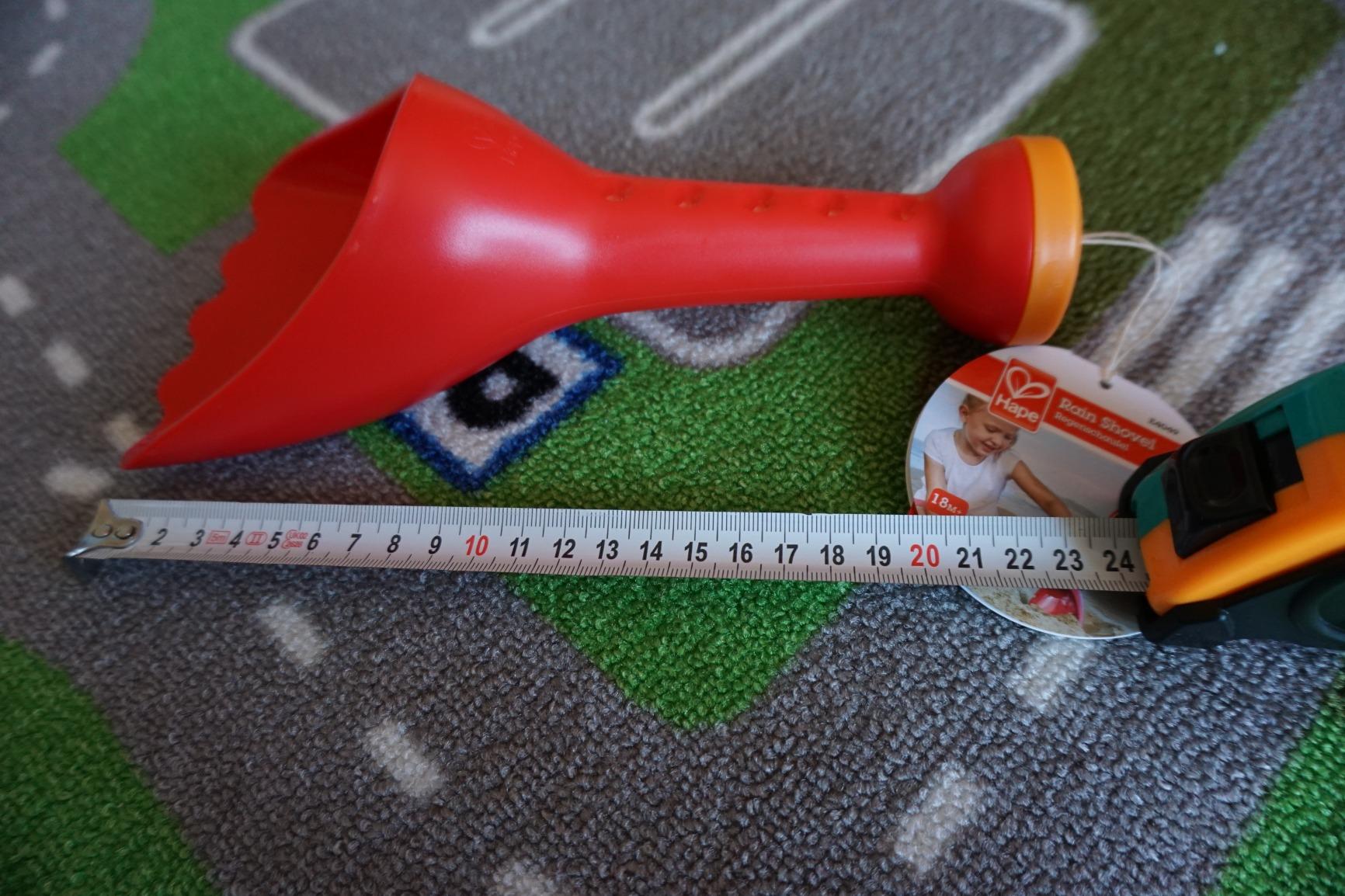 Hape Giochi da spiaggia Paletta con innaffiatoio rossa gioco sabbia