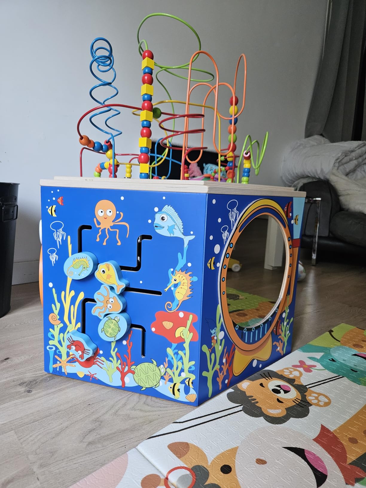 Hape Giocattoli per le abilità motorie E1907 Barriera Corallina gioco attività sei lati