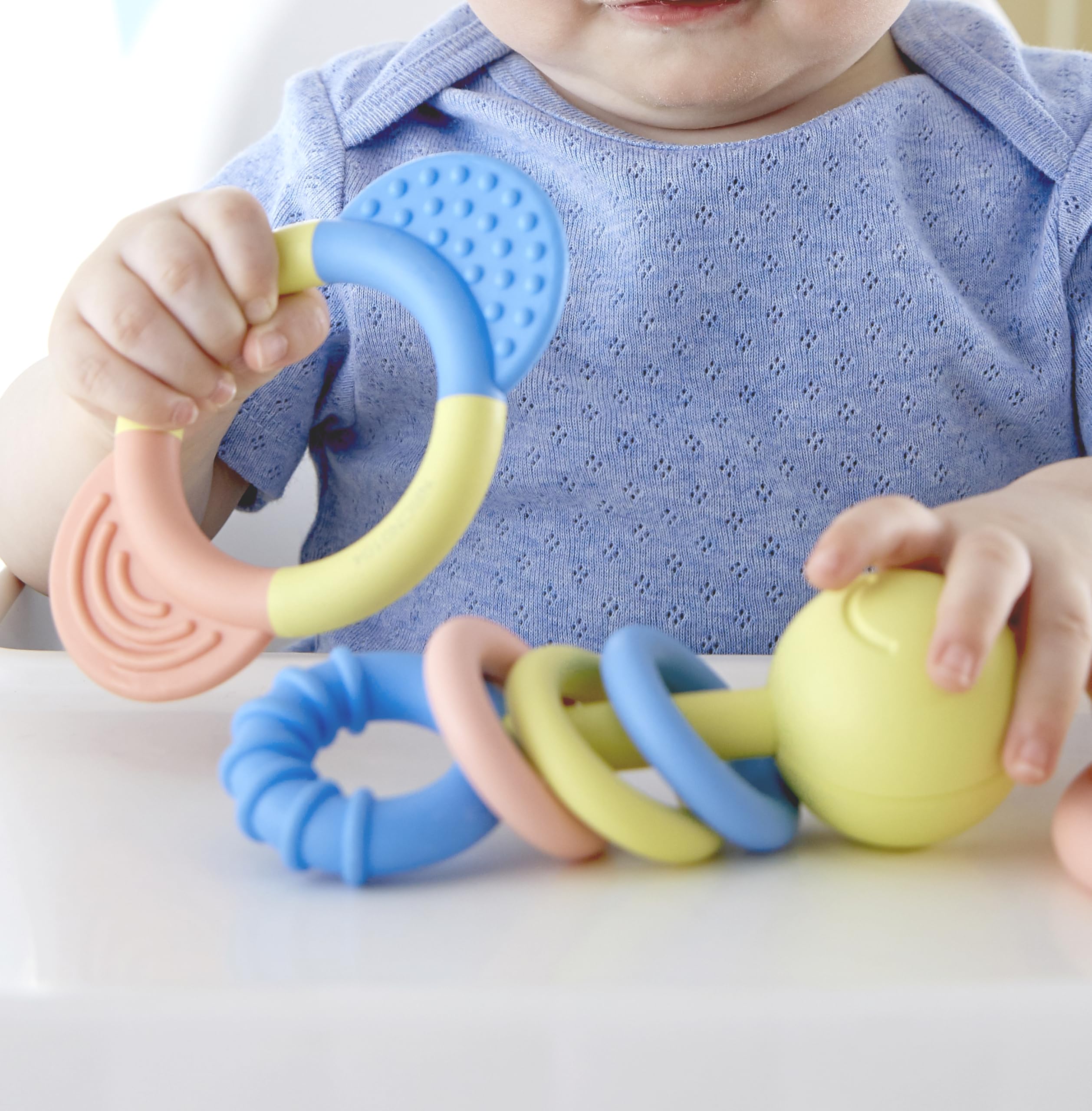 Hape Giocattoli per l'infanzia Sonagli e Massaggiagengive set 3 pezzi in riso giapponese