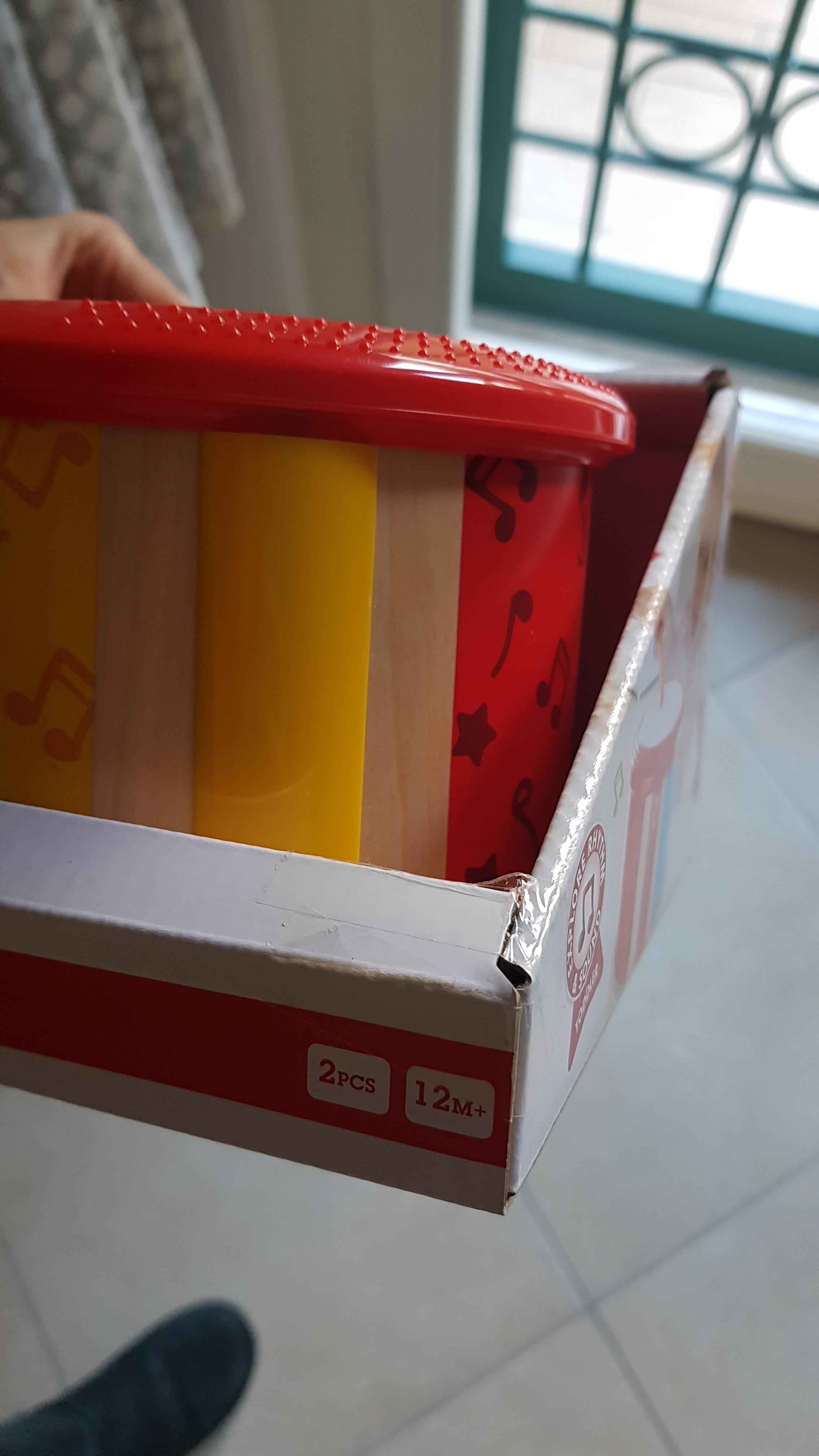 Hape Giochi musicali Tamburo a due facce con bacchetta legno dai 12 mesi