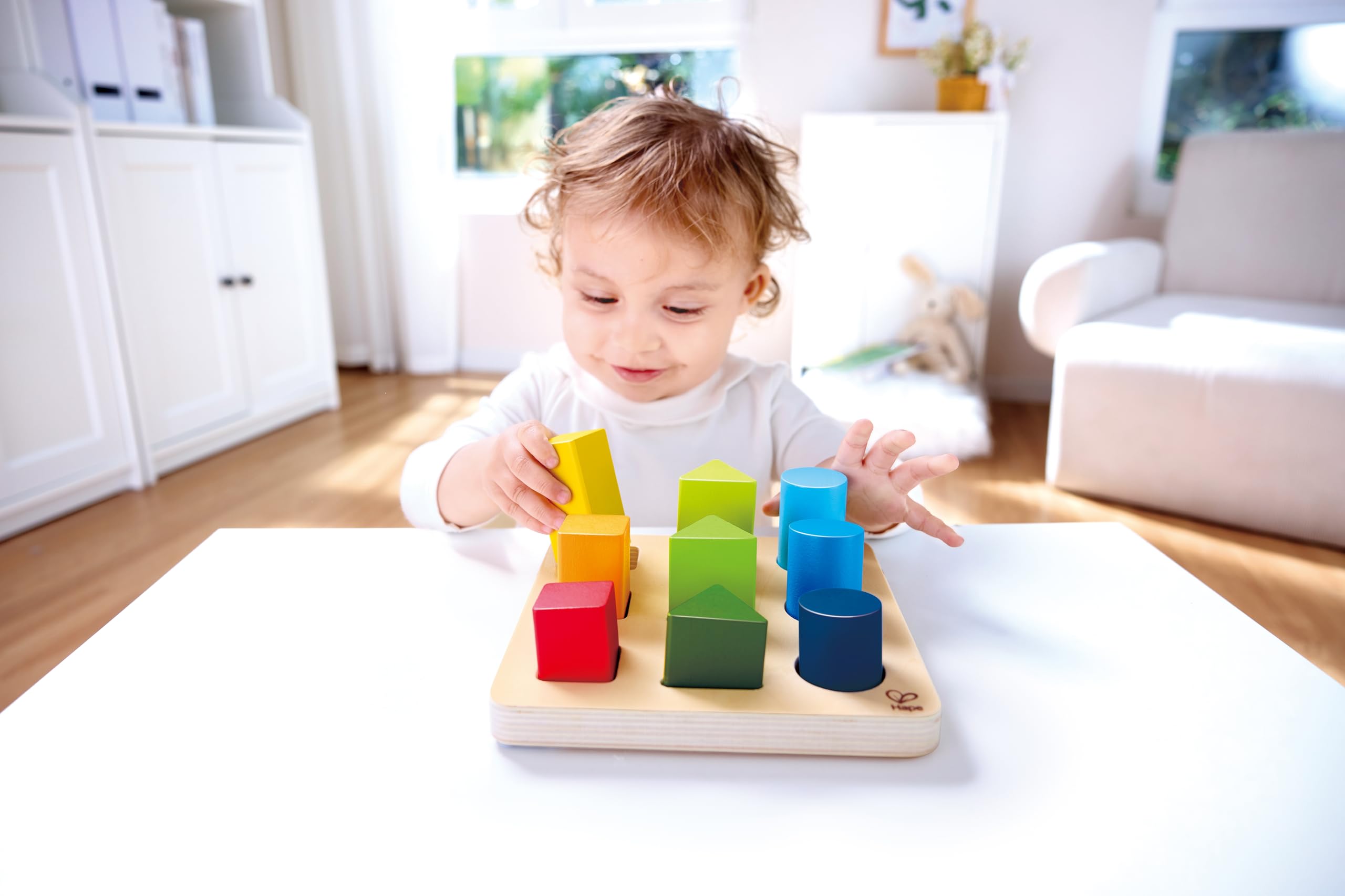 Hape Giocattoli per le abilità motorie E0426 Incastro di Colori e Forme