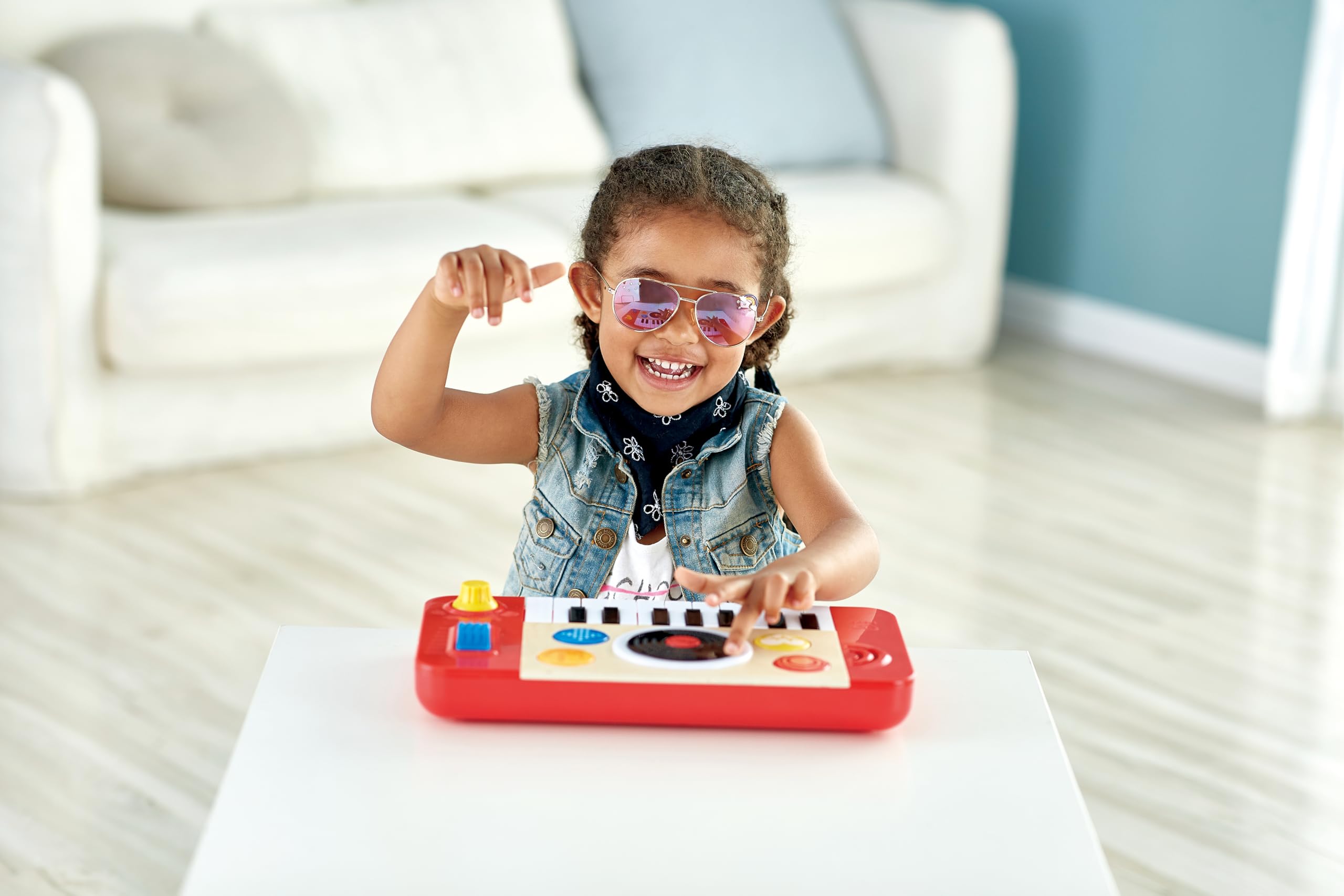 Hape Giochi musicali Studio DJ Mix & Spin giocattolo musicale con luci