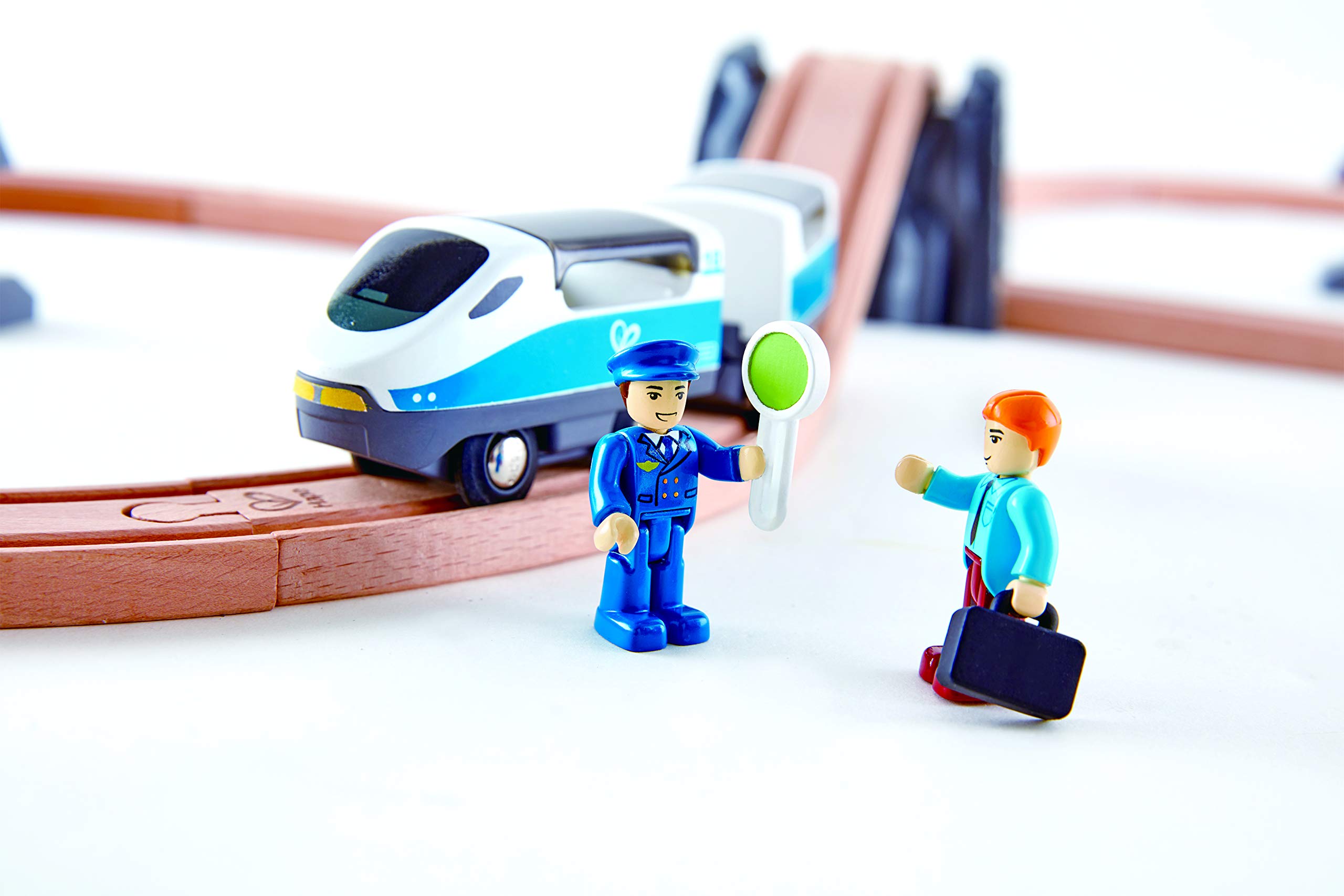 Hape Treno Set treno passeggeri con pista a 8 in legno