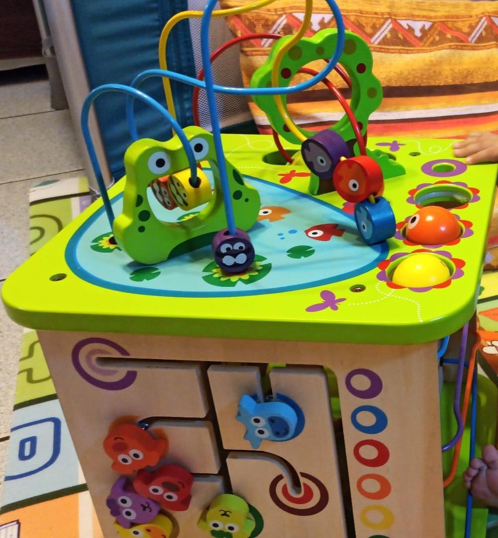 Hape Giocattoli per le abilità motorie Cubo Multiattività cubo attività in legno
