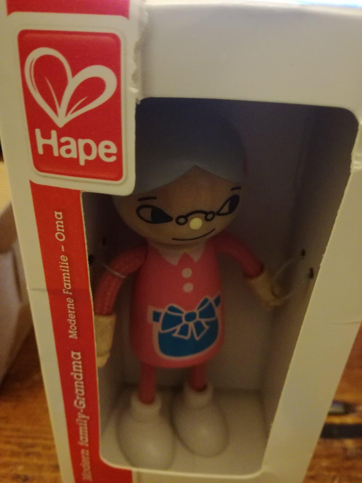 Hape Case delle bambole e accessori Bambola di Legno Nonna bambola in legno arti flessibili