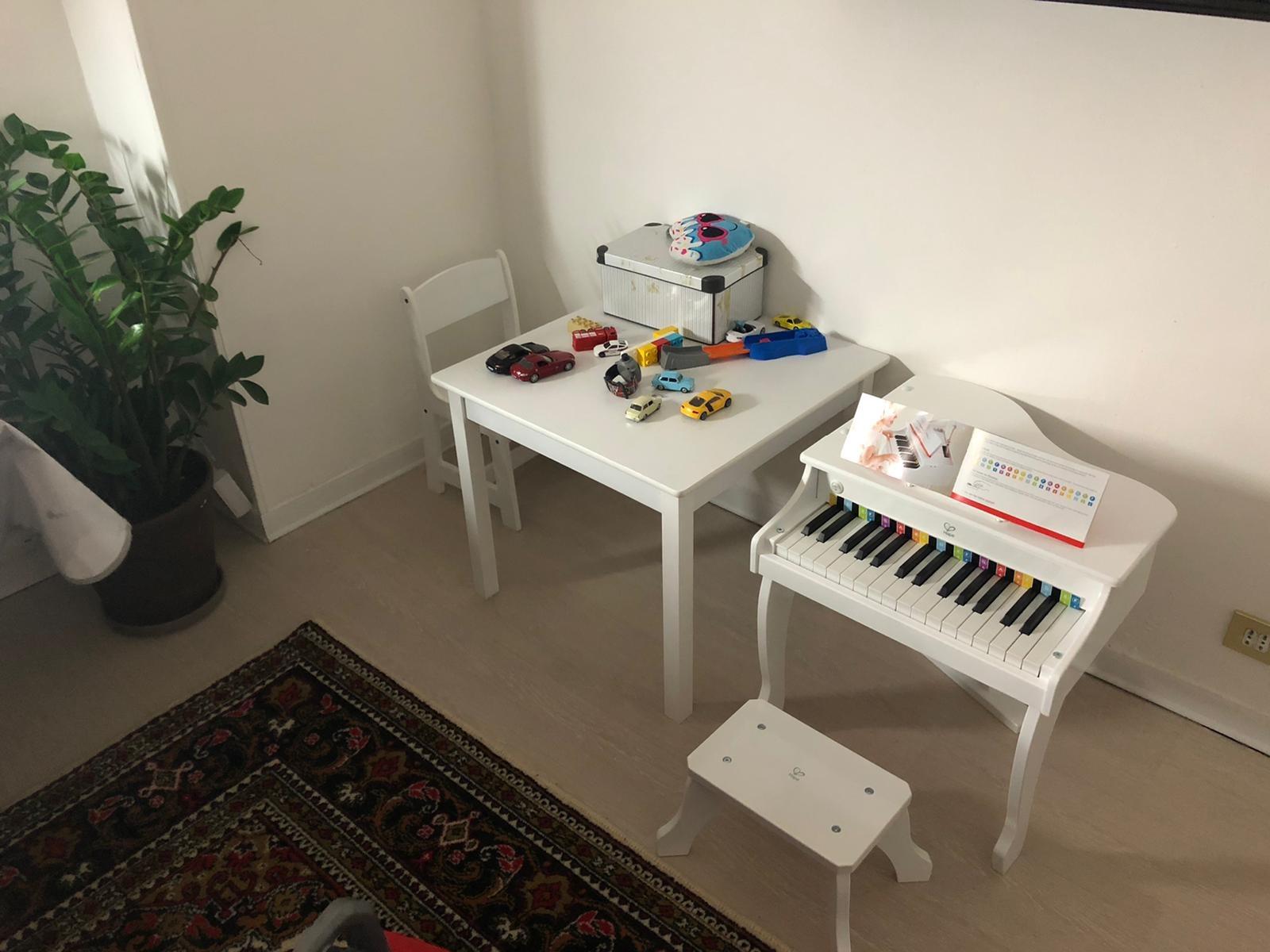 Hape Giochi musicali Pianoforte Elettronico Bianco Deluxe 30 tasti