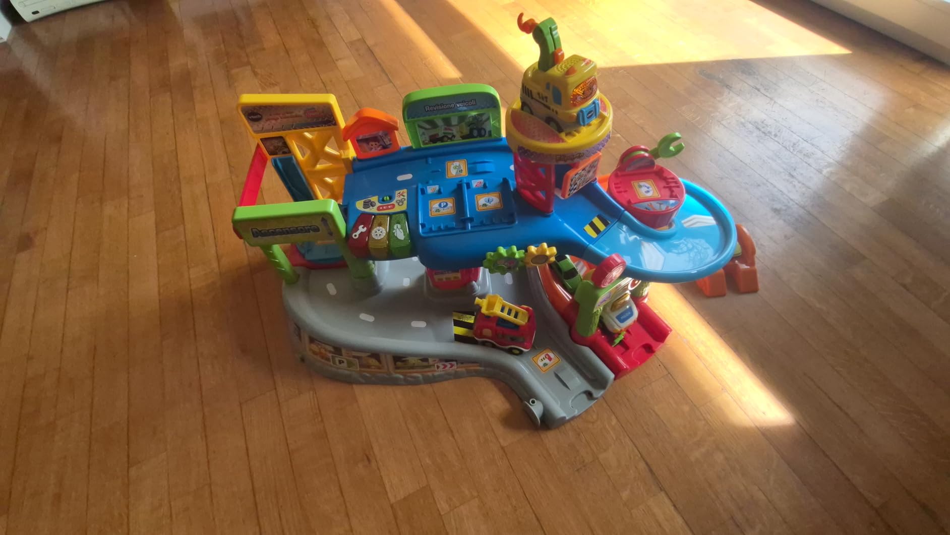VTech Vroom Vroom Go Il Mio Primo Garage pista macchinine parlante
