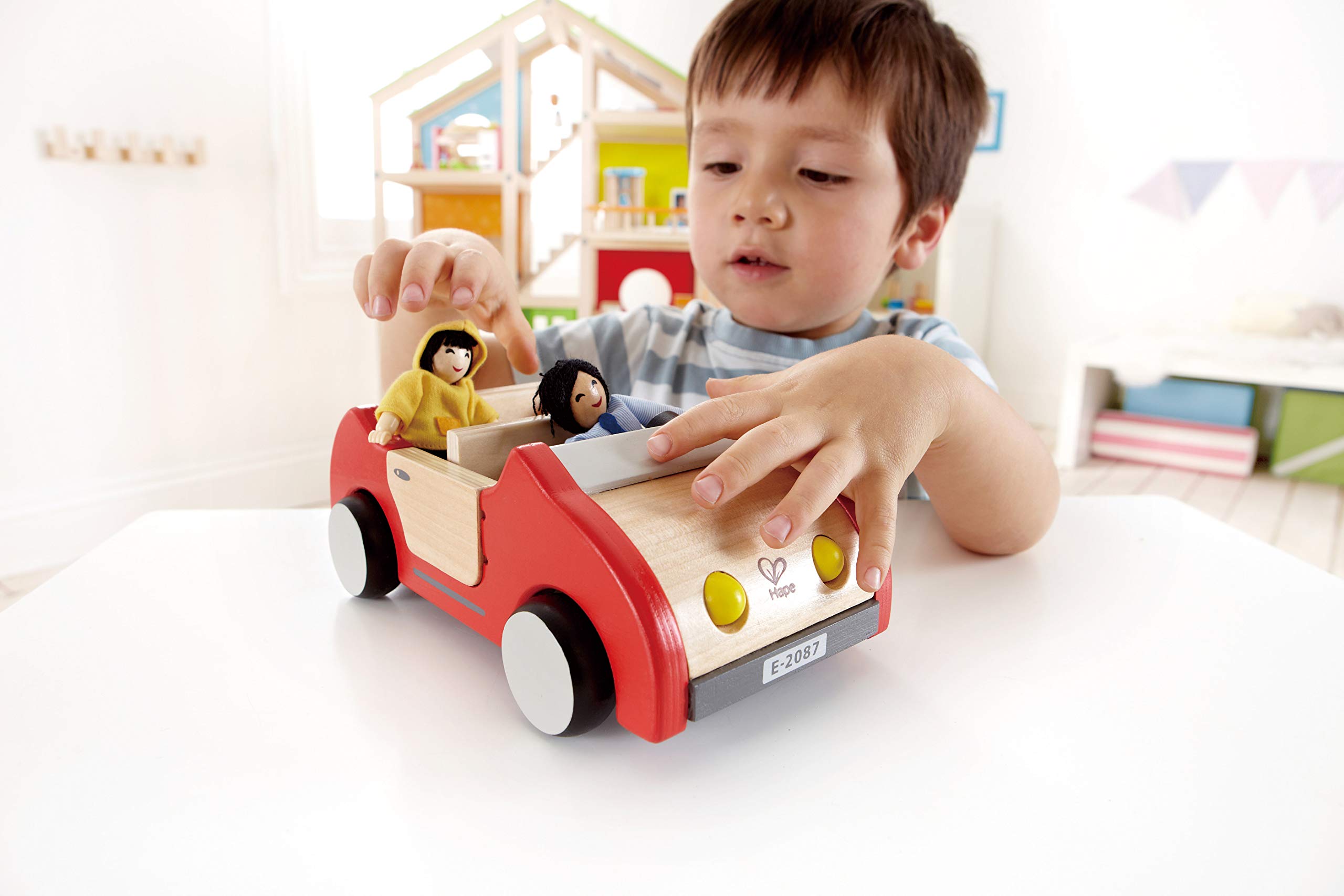 Hape Case delle bambole Auto familiare in legno rossa