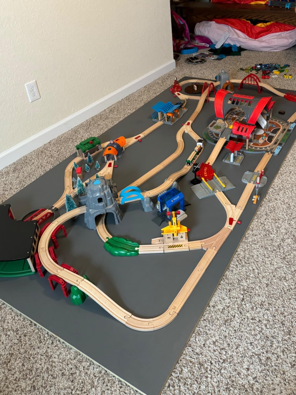 Hape Treno Stazione della Grande città stazione ferroviaria in legno