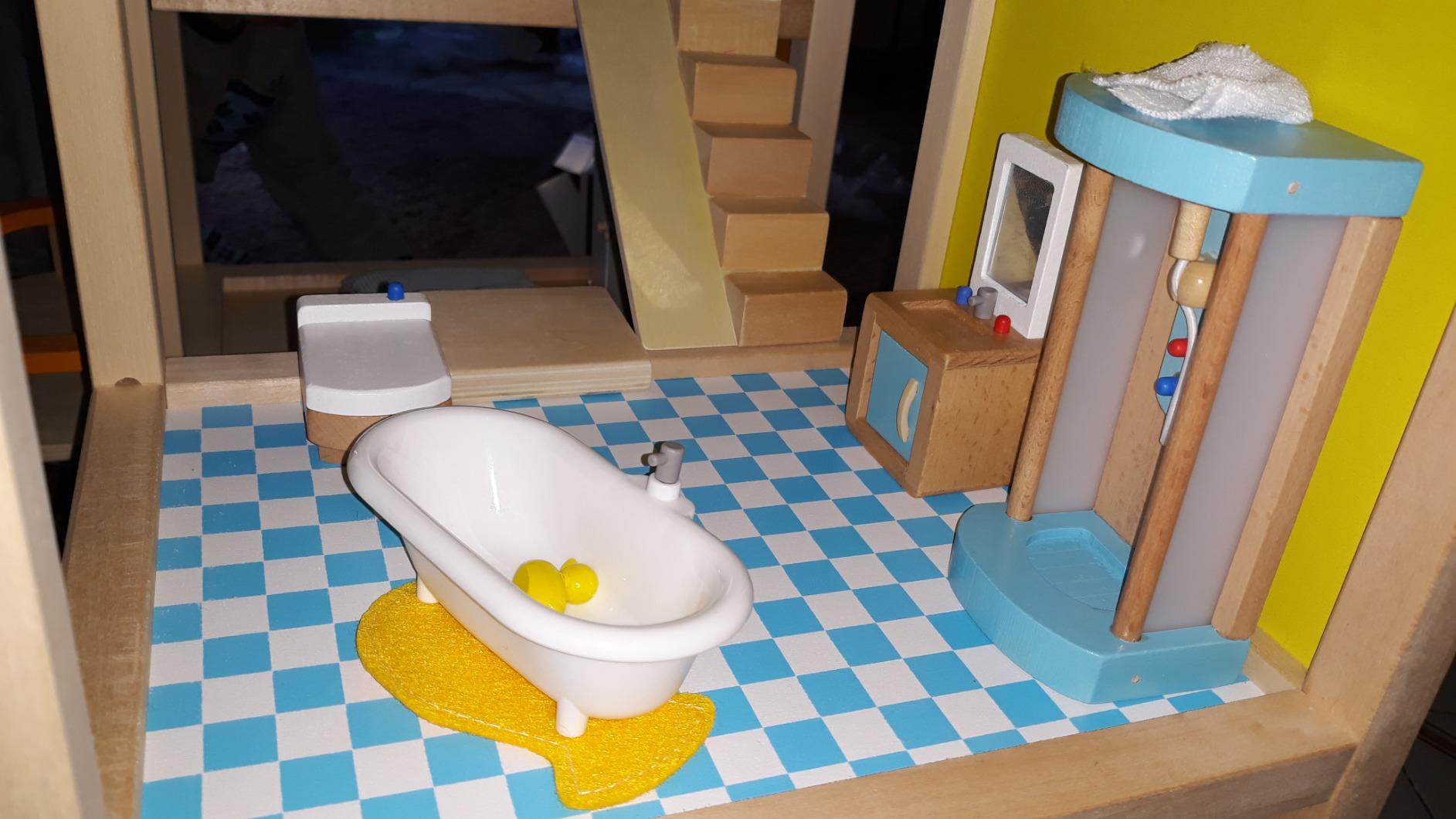 Hape Case delle bambole e accessori E3401 Casa 4 Stagioni casa delle bambole in legno