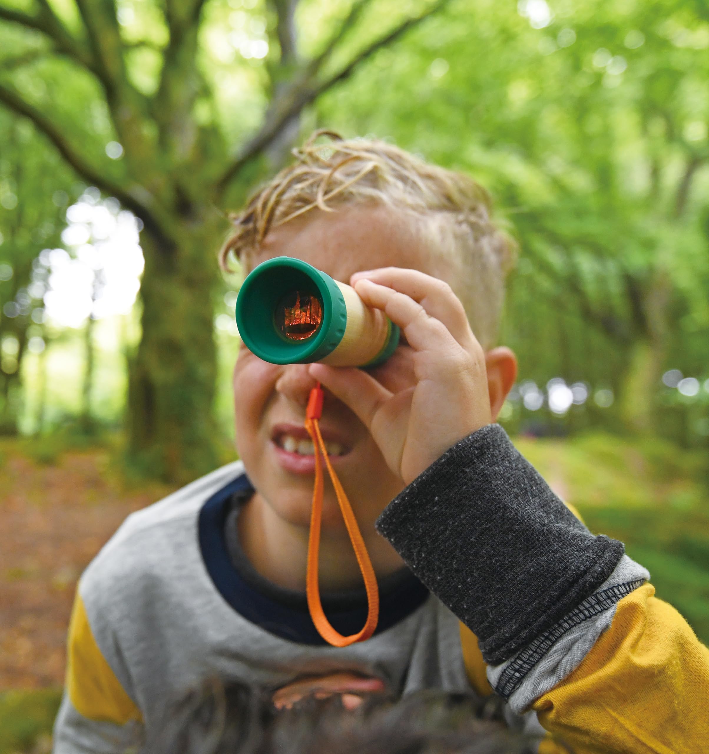 Hape Nature Fun telescopio regolabile 8x in bambù per bambini