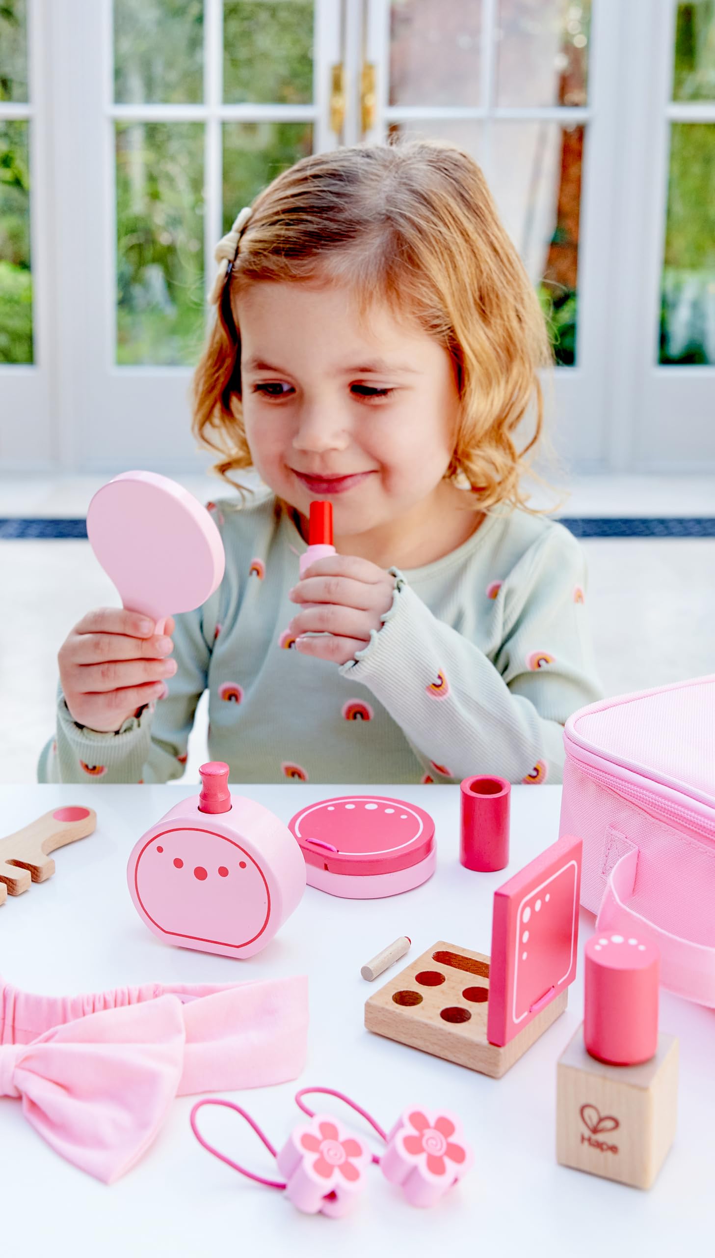 Hape Giochi di ruolo Set di Bellezza trousse rosa 11 pezzi