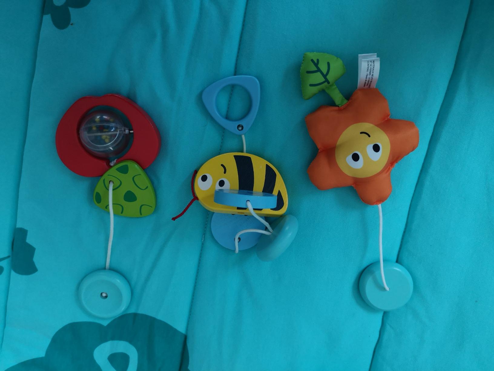 Hape Giocattoli per l'infanzia E0045 palestrina portatile con giochi