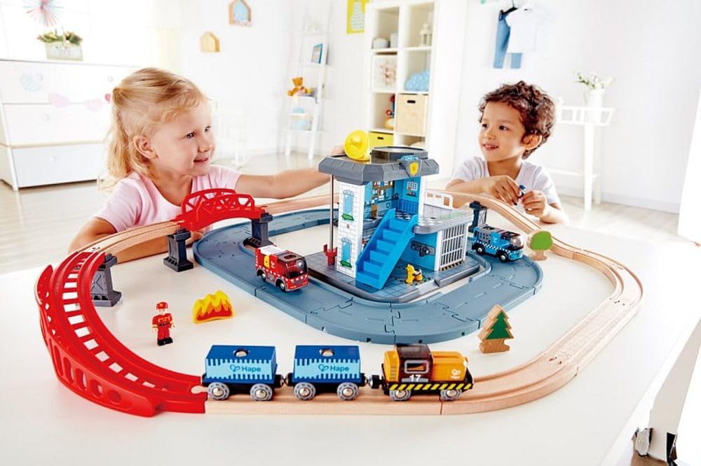 Hape Giochi di ruolo Quartier Generale polizia e vigili del fuoco set