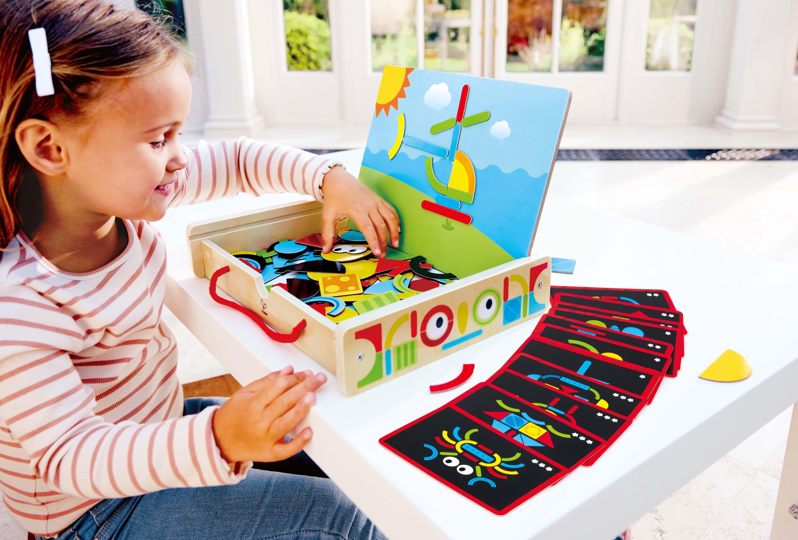 Hape Montare e costruire Valigia Magnetica gioco magnetico