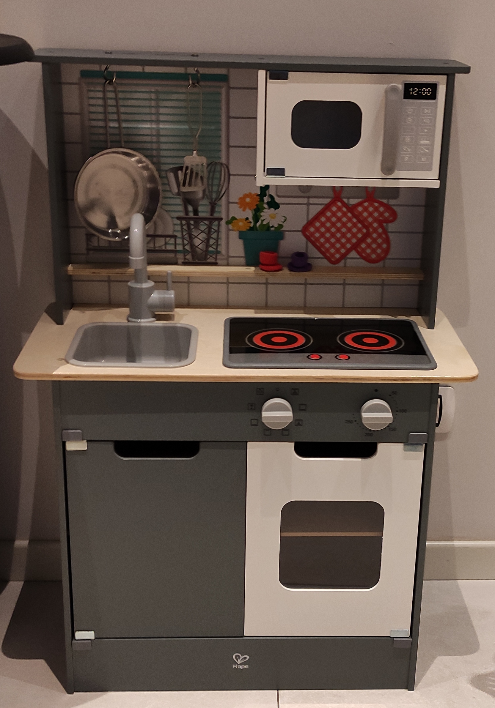 Hape Cucina e accessori Cucina Grigia E3166 cucina giocattolo legno luci suoni