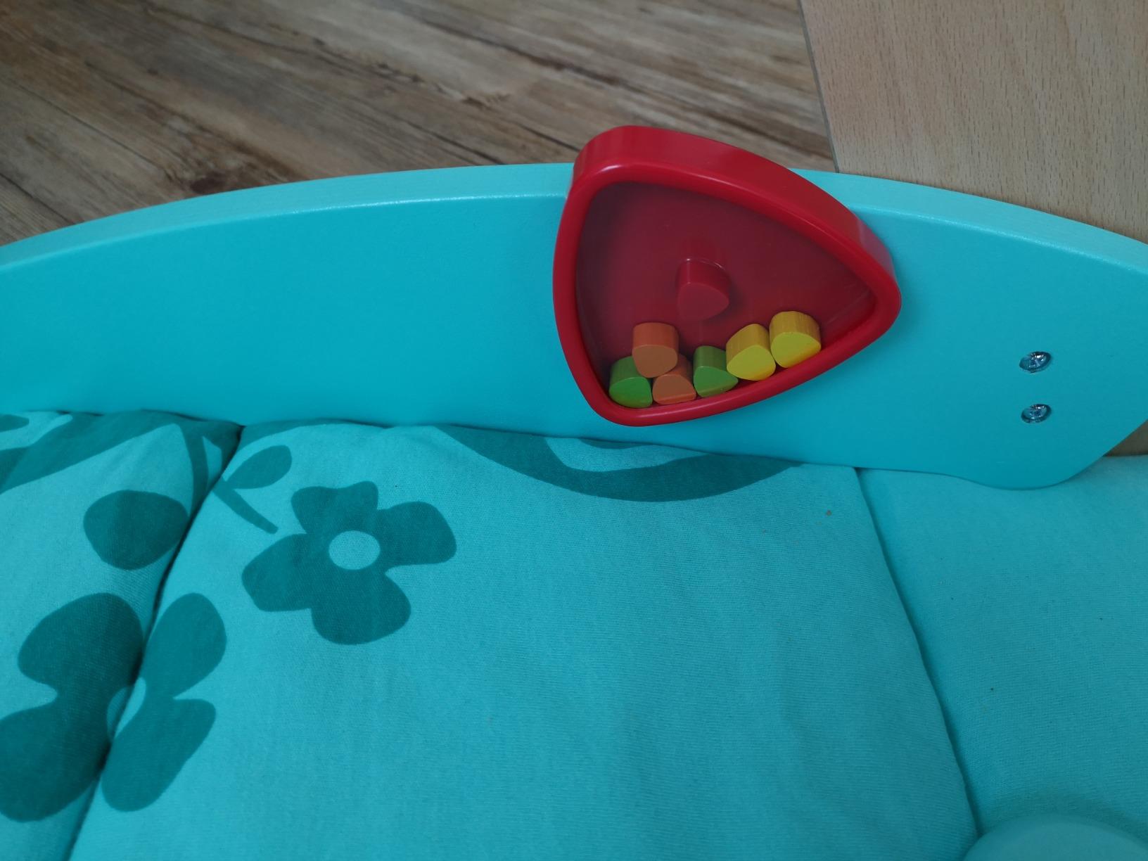 Hape Giocattoli per l'infanzia E0045 palestrina portatile con giochi