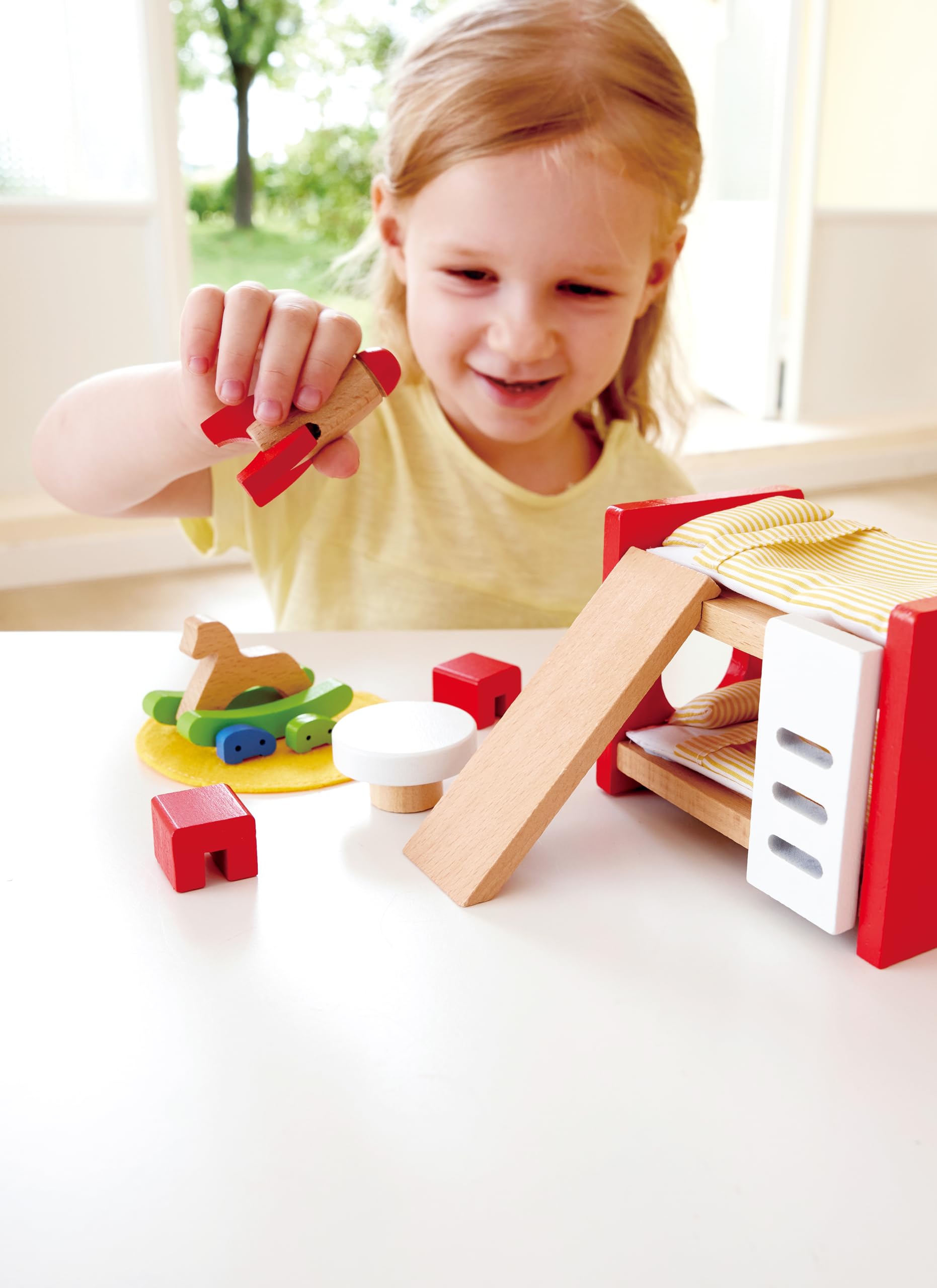 Hape Mobili Cameretta dei bambini per casa delle bambole moderna in legno