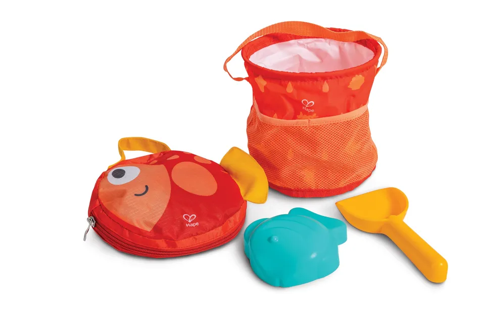 Hape Giochi da spiaggia set pieghevole con secchiello e paletta