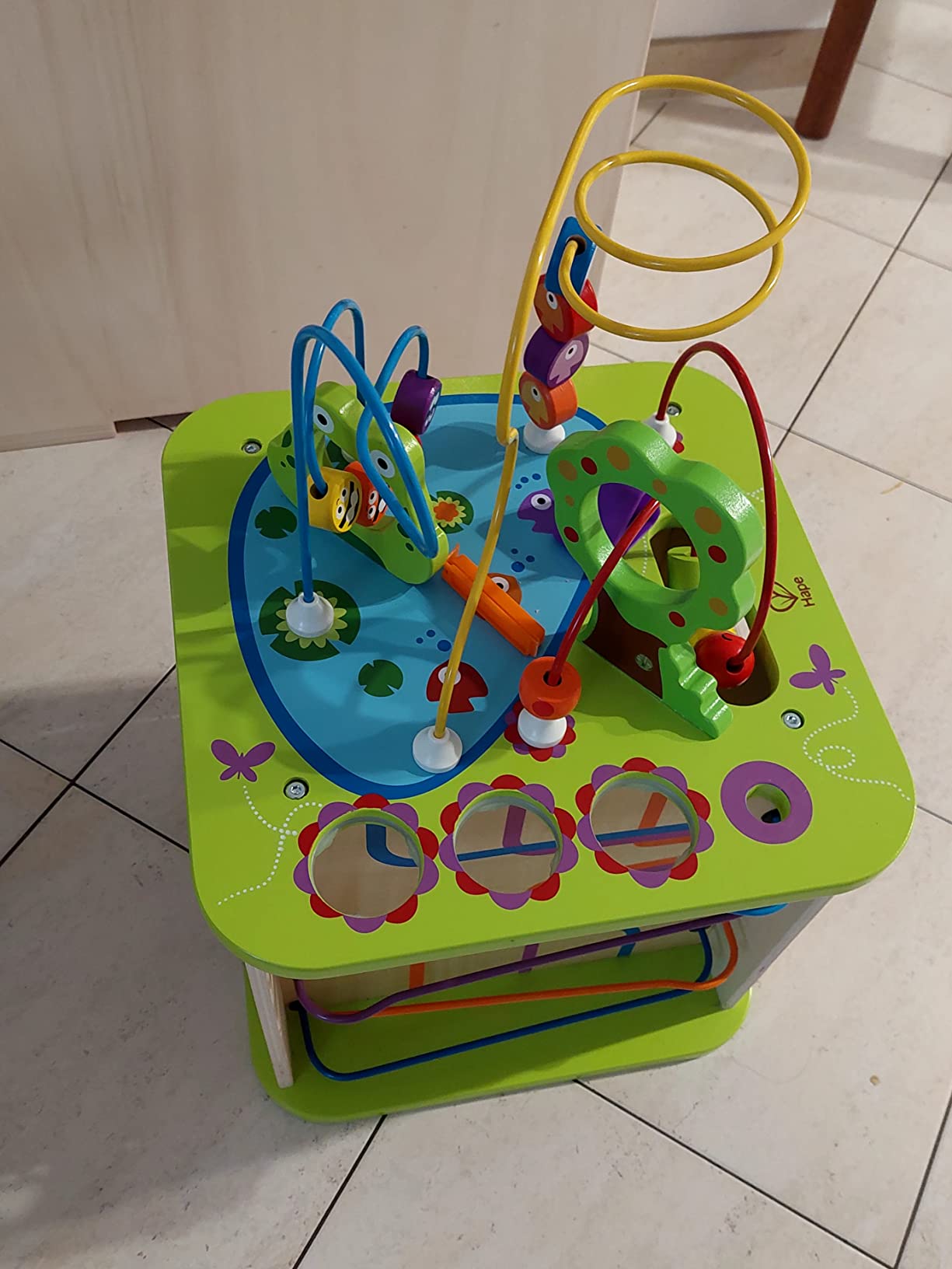 Hape Giocattoli per le abilità motorie Cubo Multiattività cubo attività in legno