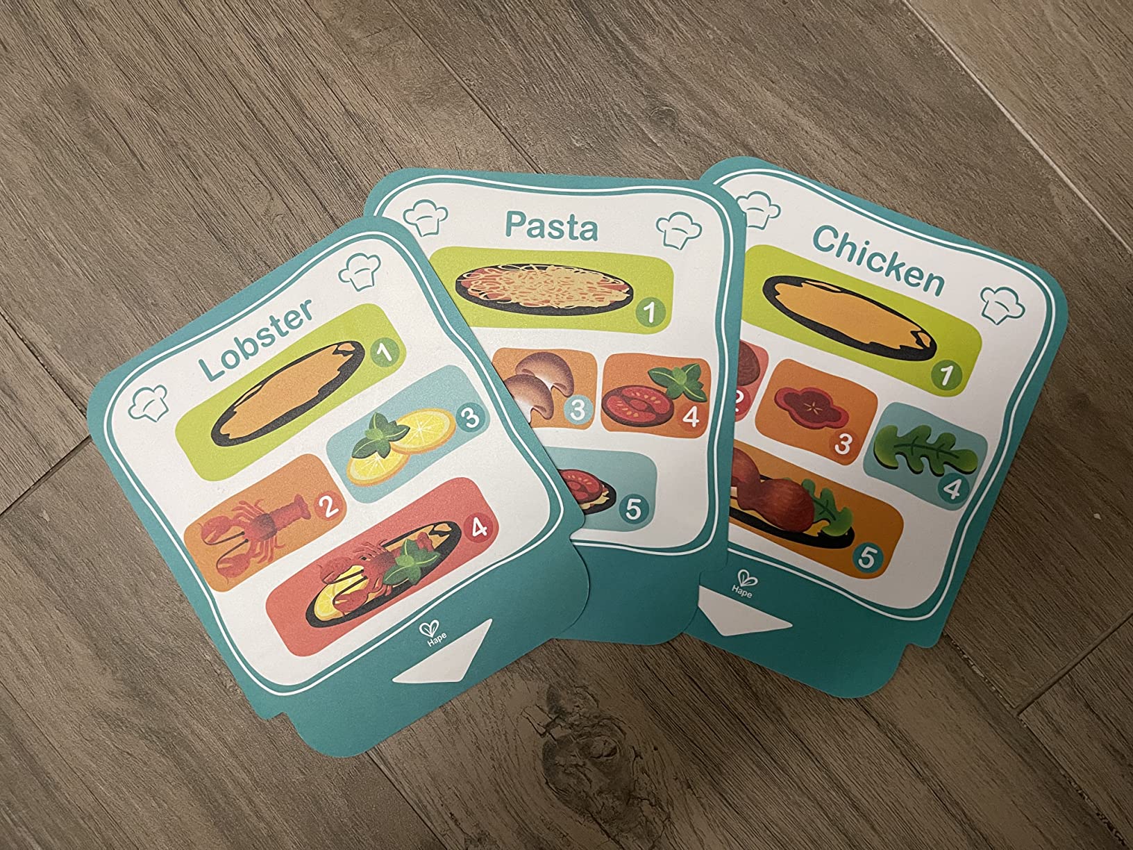Hape Cucina e accessori E3177 Cucina di Gioco Deluxe con microonde