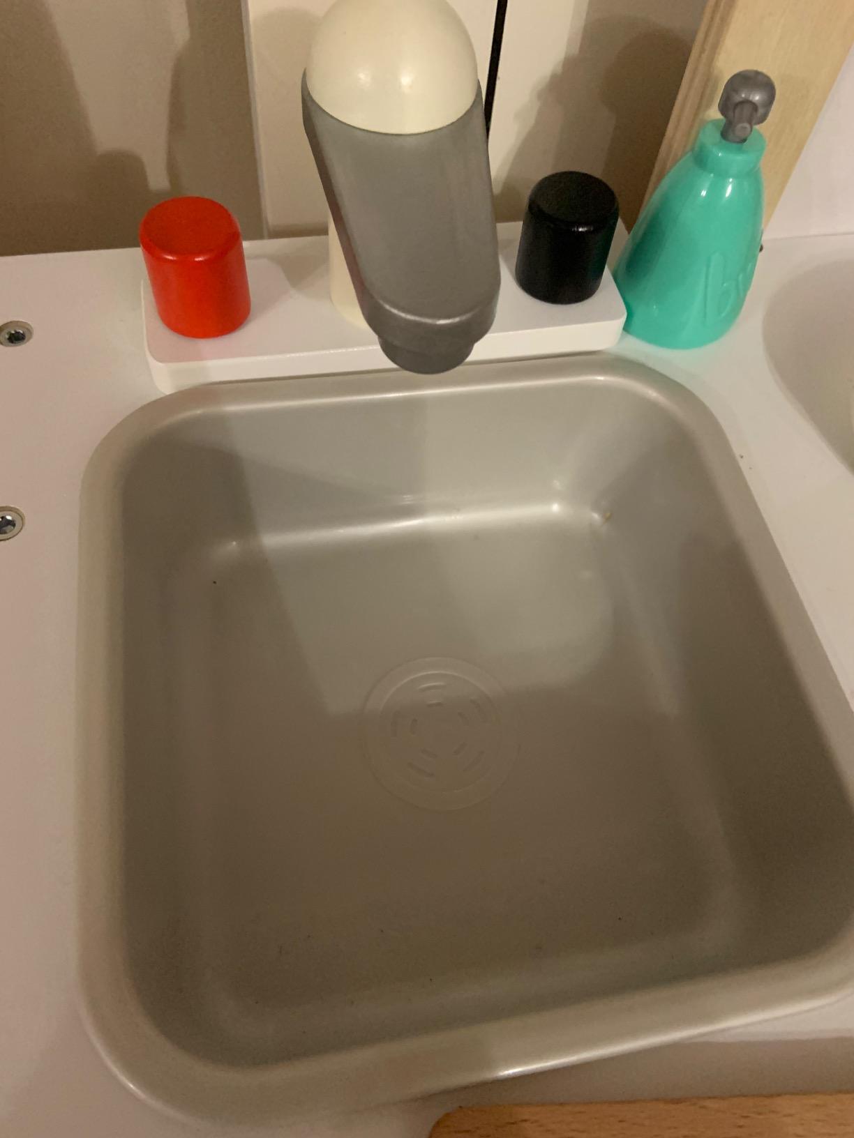 Hape Cucina e accessori E8018 cucina multifunzione con carrello multicolore