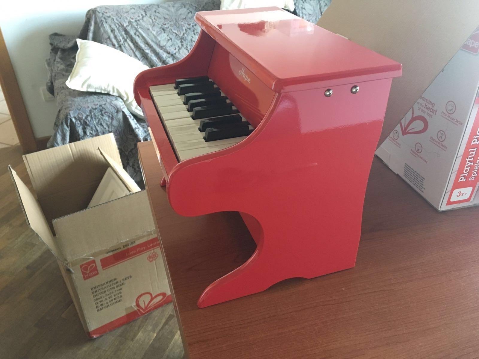 Hape Giochi musicali Piano Divertente E0318 pianoforte rosso 18 tasti
