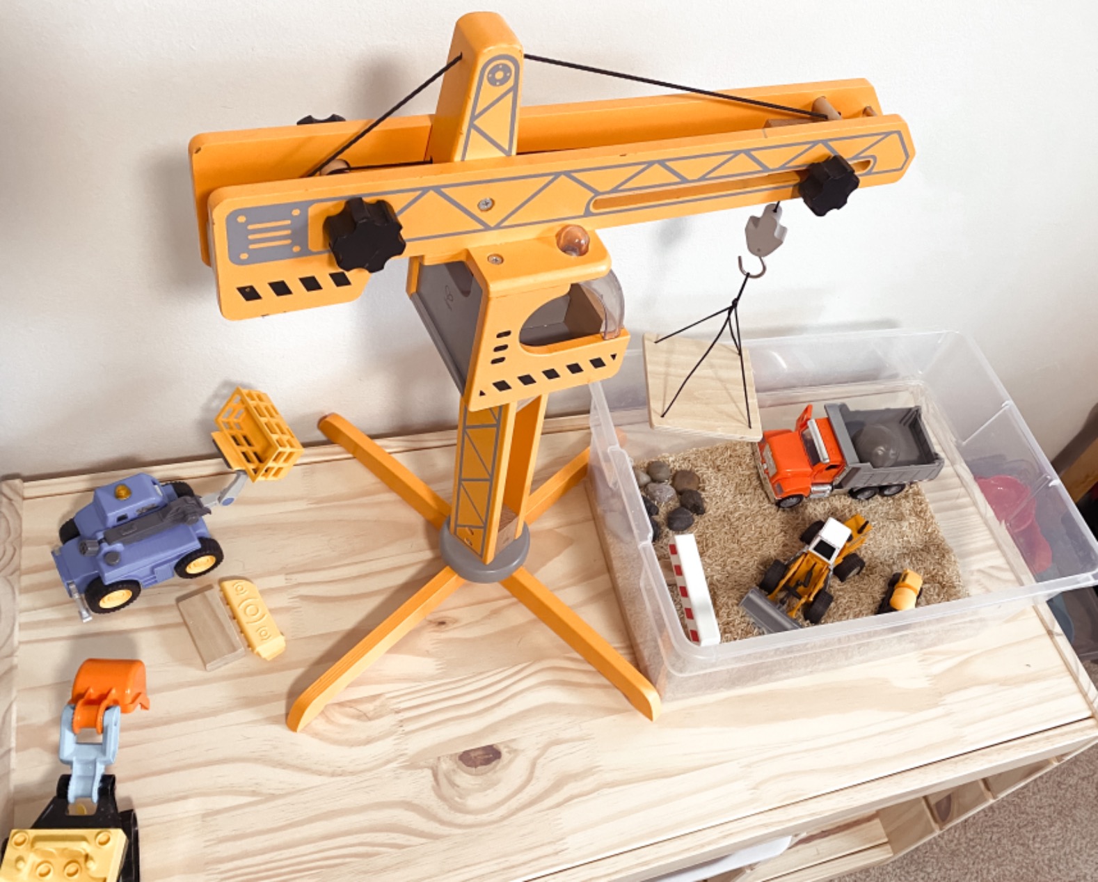 Hape Montare e costruire Set Gru – Costruisci il Tuo Cantiere