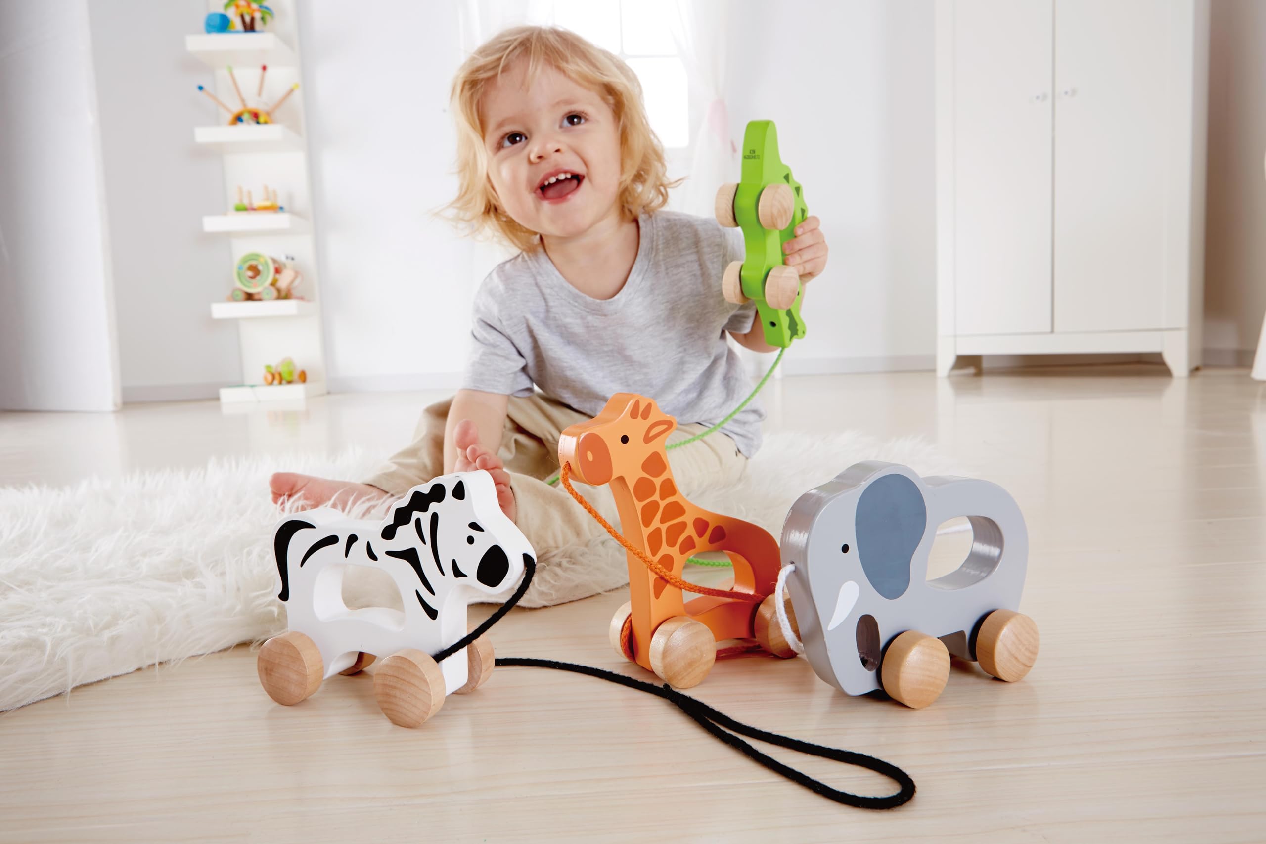 Hape Spingi e cammina Elefante da trainare elefante in legno dai 12 mesi