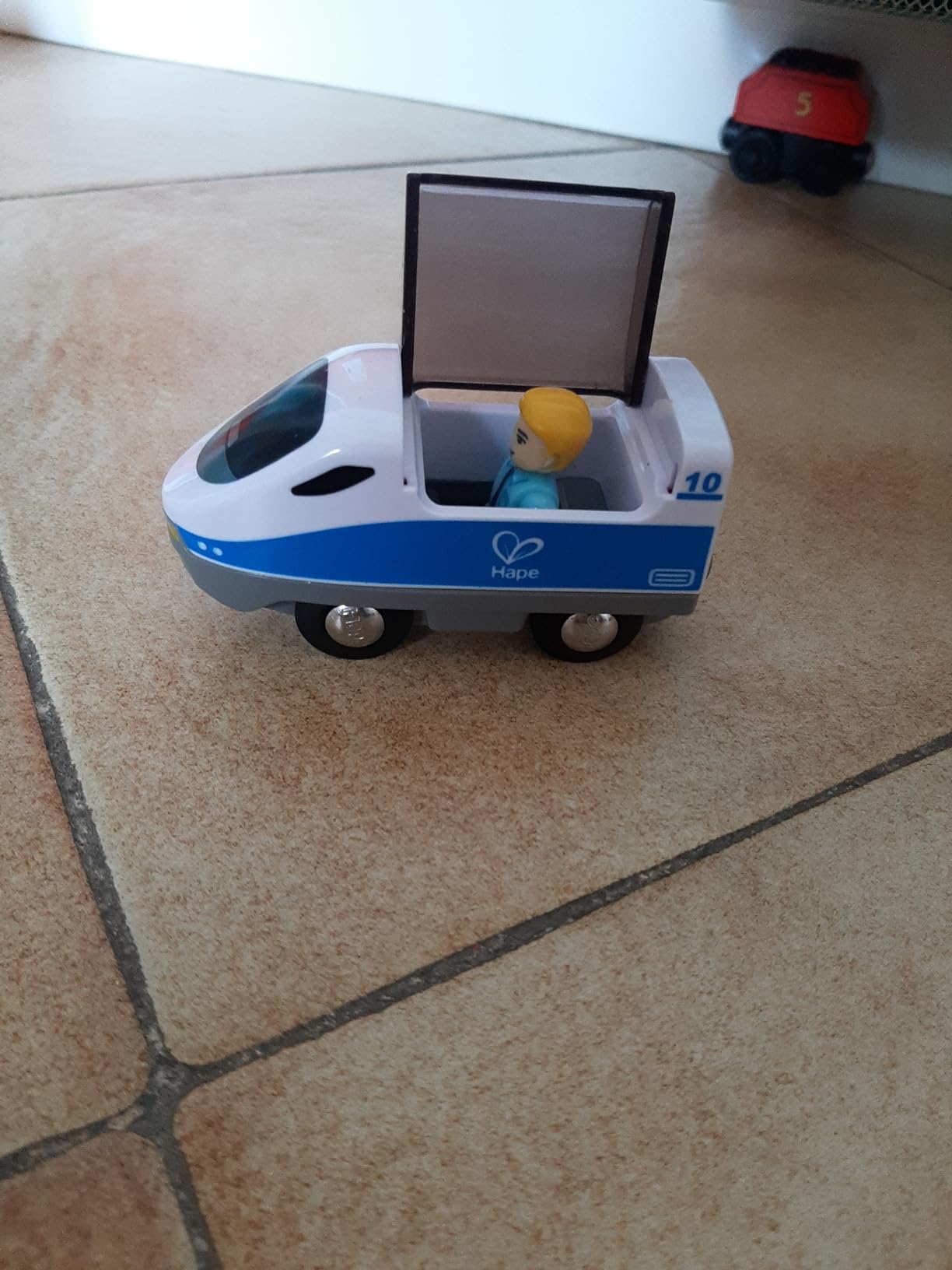 Hape Treno Set treno passeggeri con pista a 8 in legno