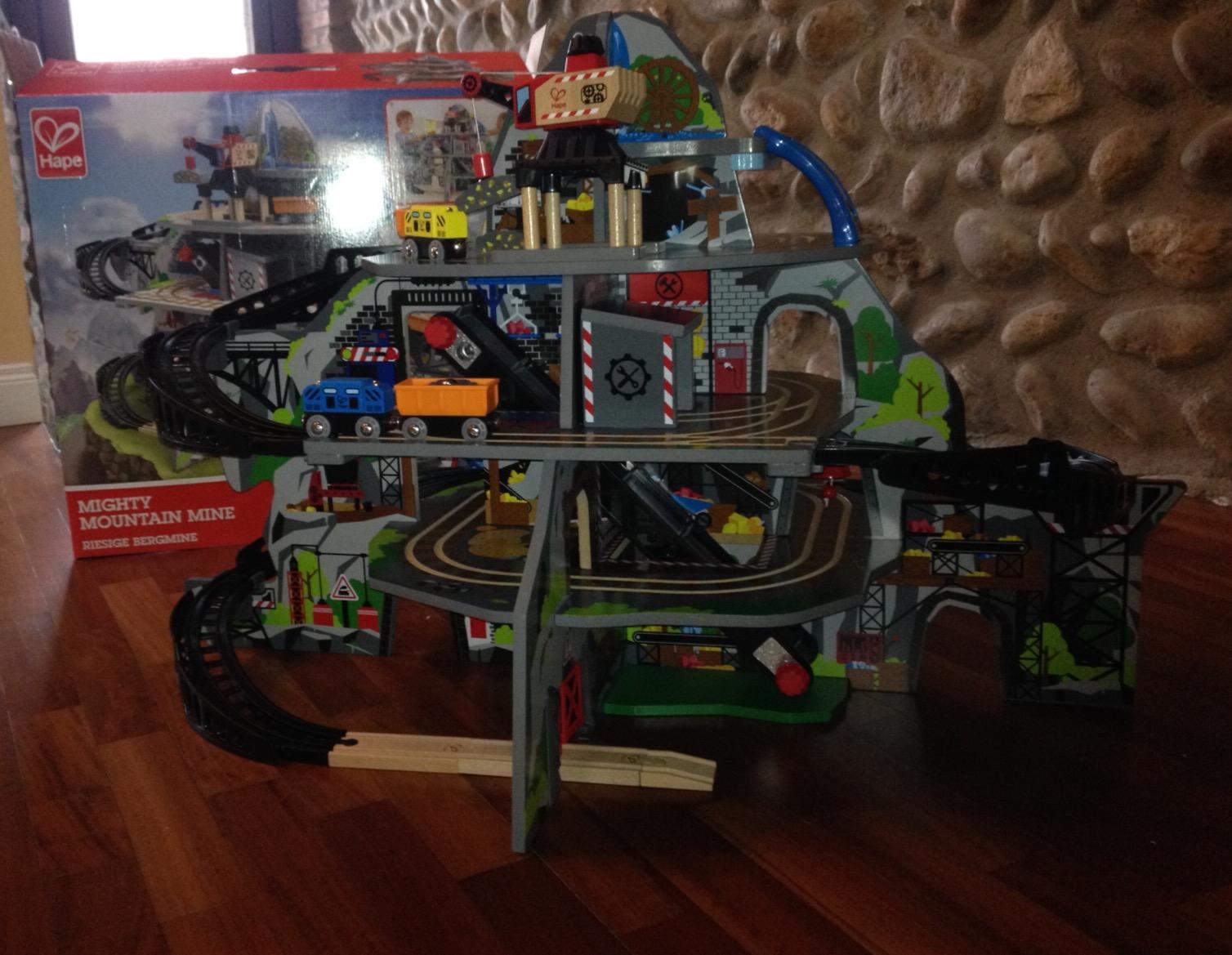 Hape Treno Mega Miniera Montana set ferroviario multilivello