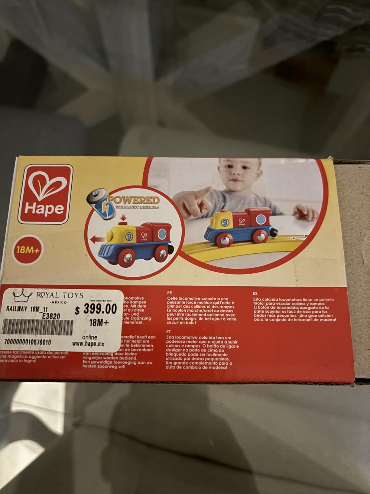 Hape Treno E3820 Piccola locomotiva con pulsante a batterie