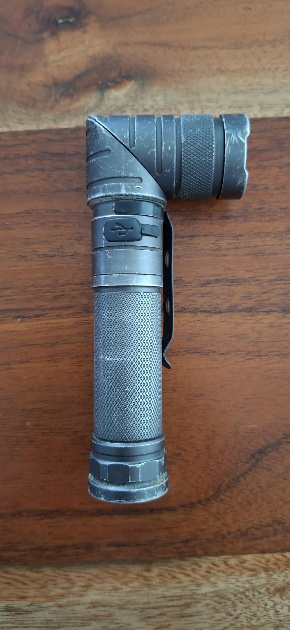 National Geographic Stazioni meteorologiche ed elettronica outdoor Iluminos 800 RG torcia 800 lumen nera