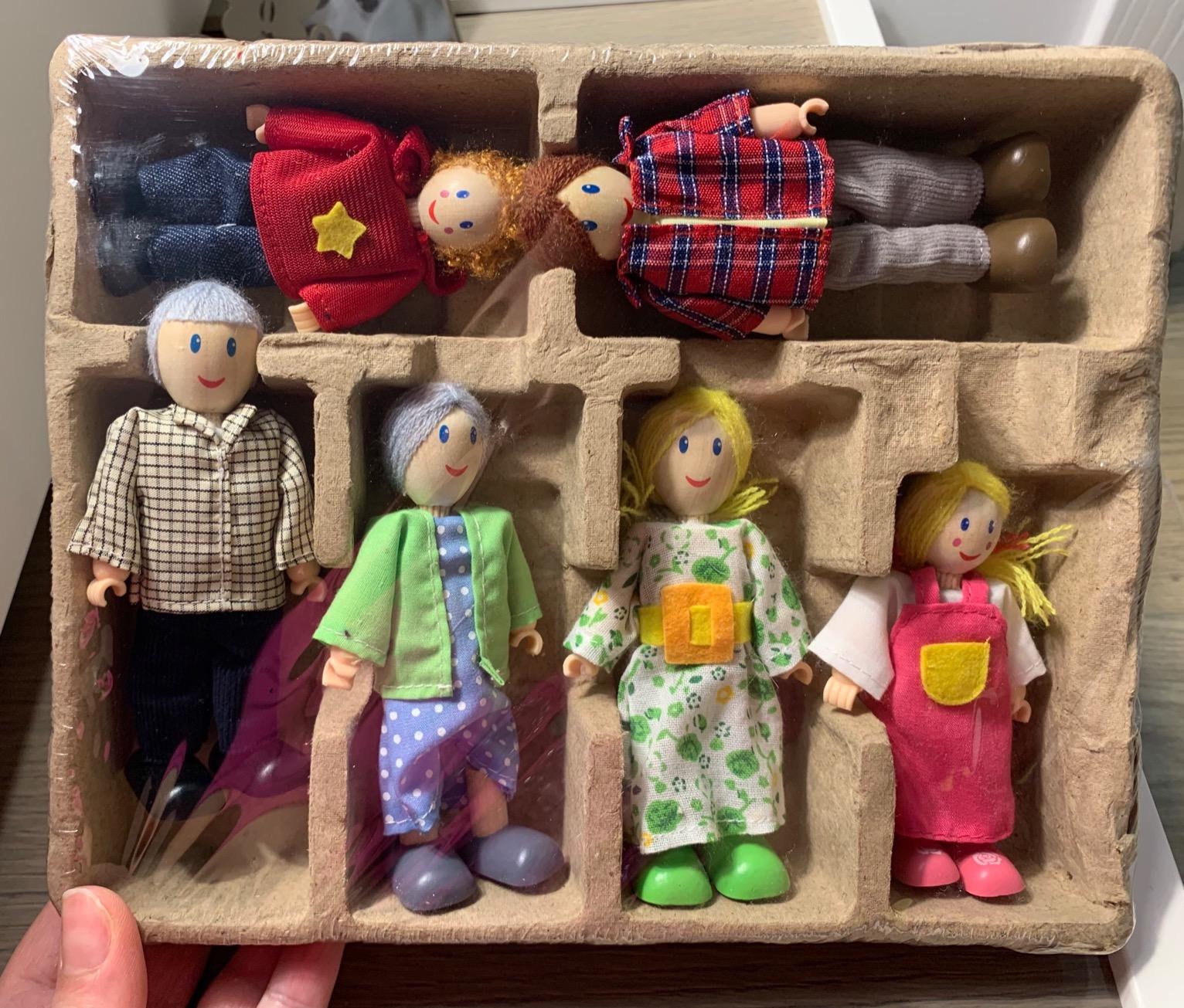 Hape Case delle bambole e accessori E3500 Famiglia Felice bambole in legno